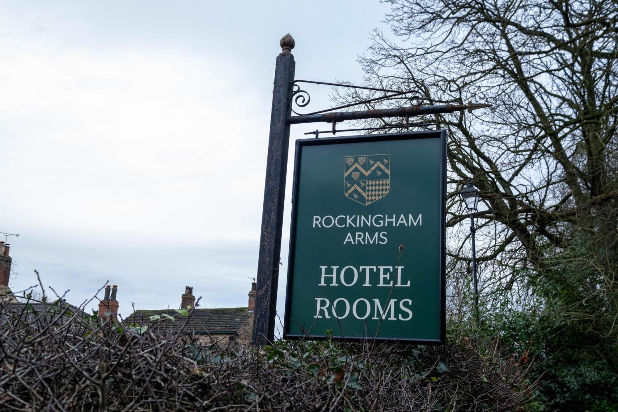 Rockingham Arms By Greene King Inns Wentworth  Eksteriør bilde