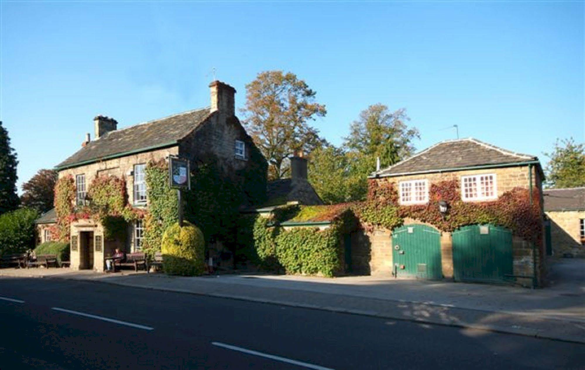 Rockingham Arms By Greene King Inns Wentworth  Eksteriør bilde